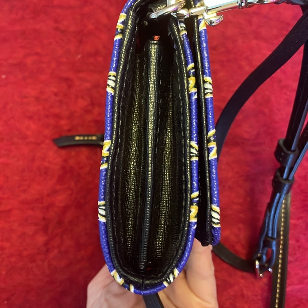DOONEY & BOURKE NFL DAPHNE RAVENS LOGO WALLET CROSSBODY BAG CLUTCH PURPLE BLUE - Picture 8 of 15